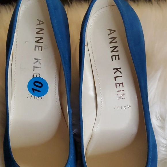 Like NewAnne Klein Iflex Meridith Peep Toe Stacked Heel Pumps Teal Leather Upper - Picture 3 of 12